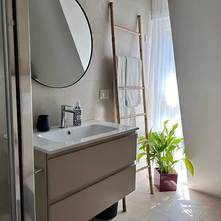 Easy Isola, For An Easy *